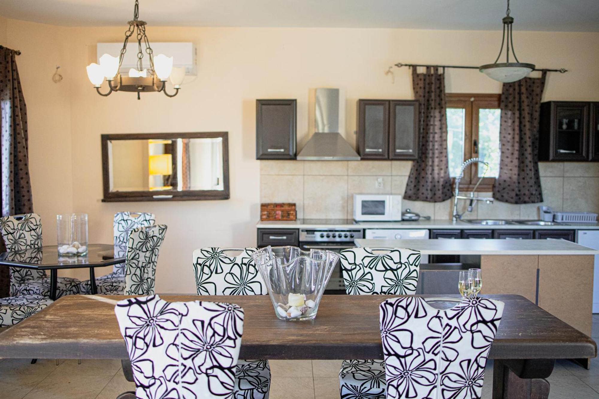 Villa Eridos Kato Lekhonia ภายนอก รูปภาพ
