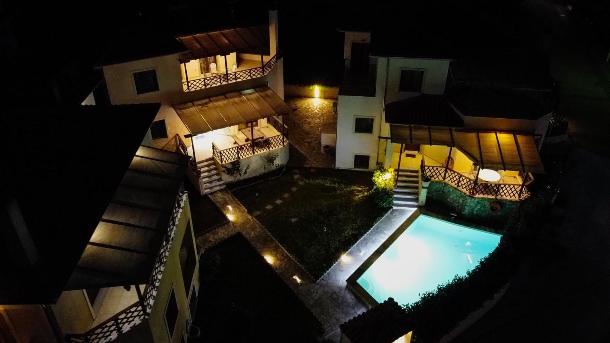 Villa Eridos Kato Lekhonia ภายนอก รูปภาพ
